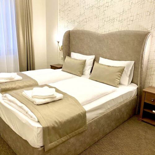 Suita exclusive cu balcon cu 1 camera pentru 2 pers. (se poate solicita pat suplimentar)