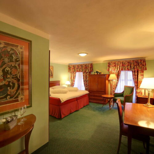 Pokoj se sprchou  pro 3 os.