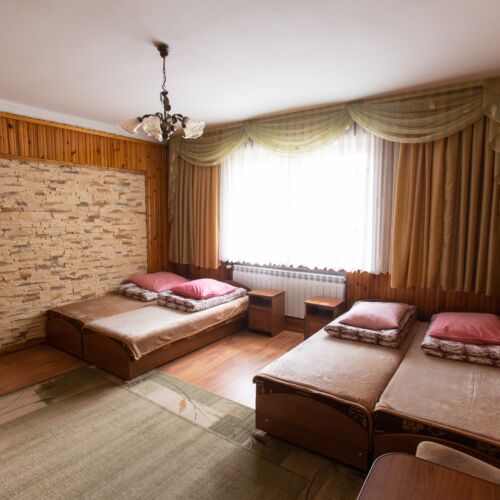 Pokój 4-osobowy z widokiem na góry