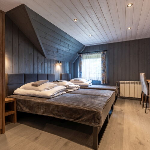 Pokój 5-osobowy z widokiem na góry