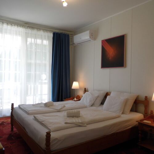 Upstairs Double Room with Terrace