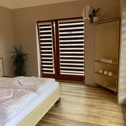 Forest View Upstairs Double Room