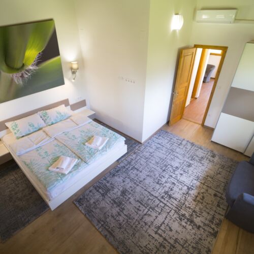 Apartman s klimatizací  pro 5 os. se 3 ložnicemi