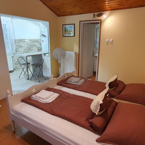 Garden View Ground Floor 1-Room Apartment for 2 Persons