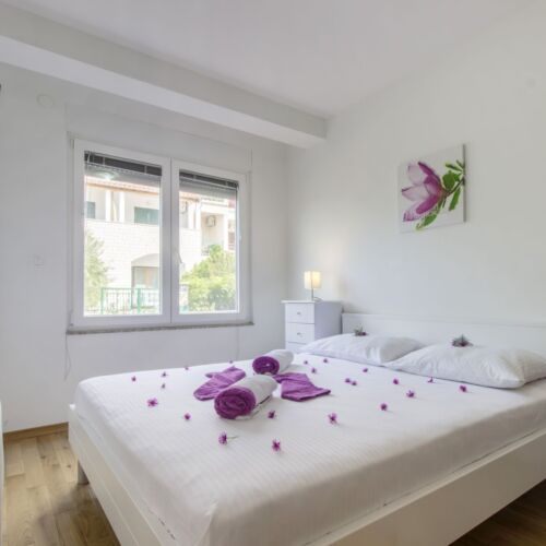 Apartament 4-osobowy z klimatyzacją na piętrze z 2 pomieszczeniami sypialnianymi