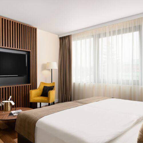 Superior Upstairs Twin Room (extra bed available)