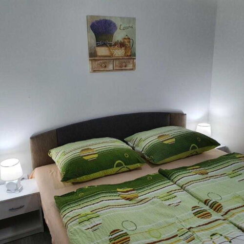 Bungalow for 2 Persons with Shower and Kitchen (extra bed available)