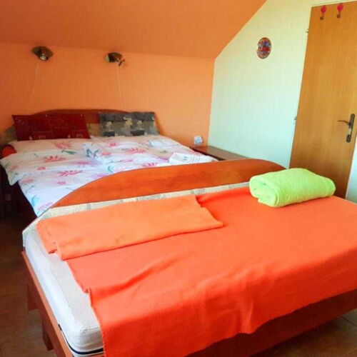 Balcony Twin Room with Shower