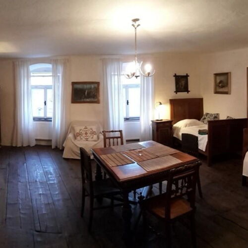 Apartman se sprchou s vlastní kuchyňkou pro 4 os. (s možností přistýlky)