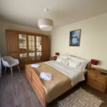 2-Zimmer-Apartment für 4 Personen Parterre mit Badezimmer