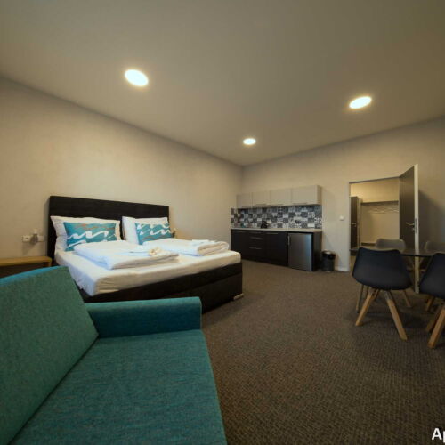 Apartament 2-osobowy z prysznicem z aneksem kuchennym (możliwa dostawka)