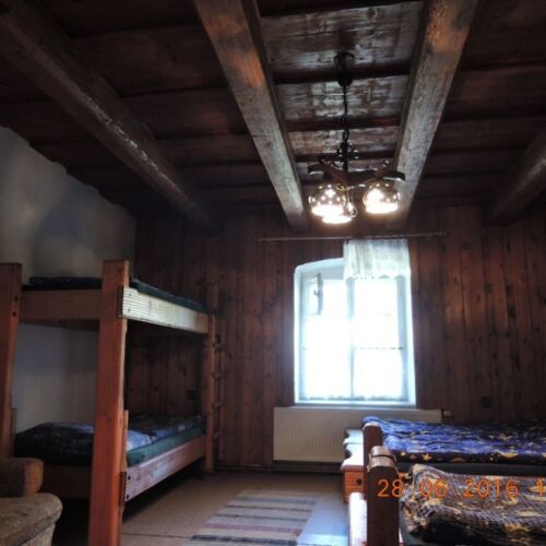 Single Room with Shared Bathroom