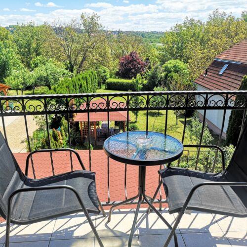 Garden View Mansard 1-Room Apartment for 2 Persons (extra beds available)