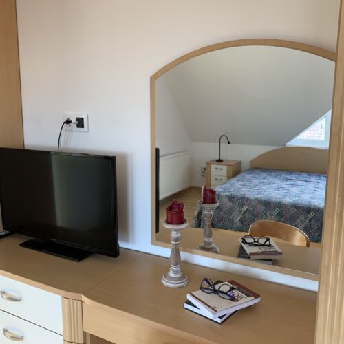 Pool Side 2-Room Air Conditioned Apartment for 4 Persons