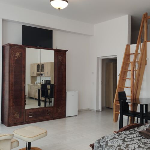 Apartament 2-osobowy na parterze z łazienką z 1 pomieszczeniem sypialnianym