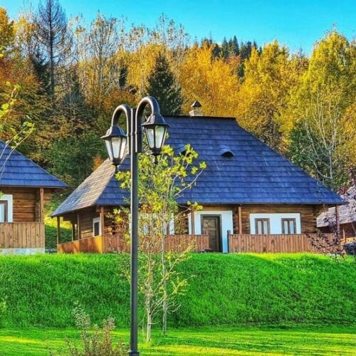 Casa rustică întreaga unitate pentru 6 pers. (se inchirieaza doar integral)