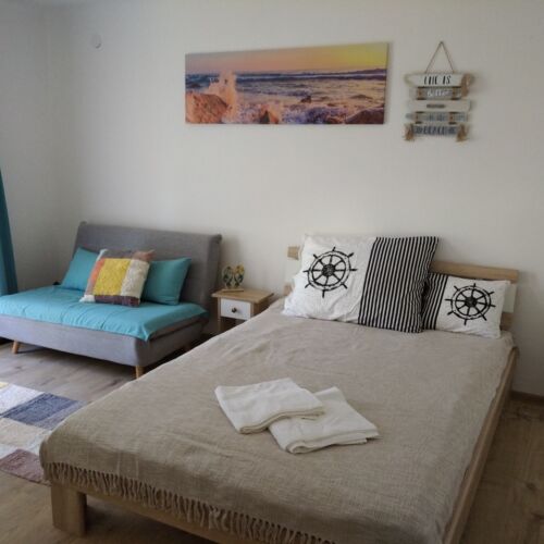 Garden View Ground Floor Apartment for 3 Persons