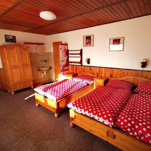 Apartman se sprchou s vlastní kuchyňkou pro 4 os. se 2 ložnicemi