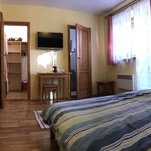 Pokój 2-osobowy z prysznicem z balkonem