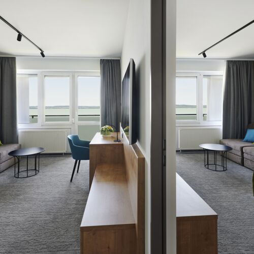 View to the Lake Family Twin Room (extra beds available)