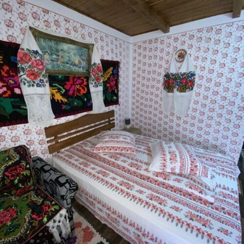 Pokoj s manželskou postelí