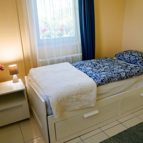 Camera single economy cu baie comună (se poate solicita pat suplimentar)