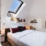 Tetőtéri Komfort franciaágyas szoba