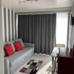 Kertre néző emeleti 2 fős apartman 1 hálótérrel (pótágyazható)