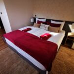 Komfort Pokoj s manželskou postelí v podkroví (s možností přistýlky)