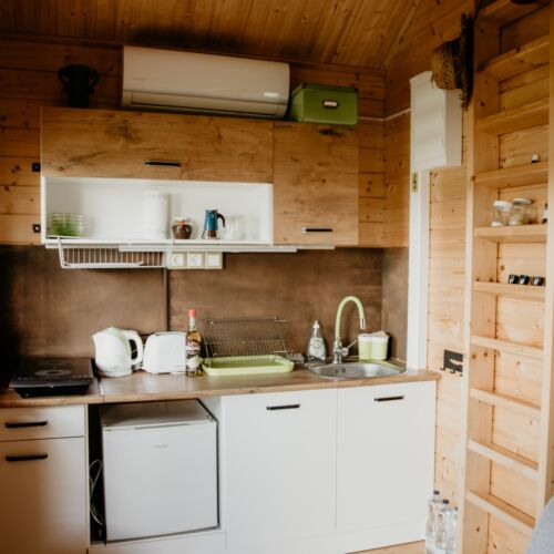 Cabană family a pentru 4 pers. (se inchirieaza doar integral) (se poate solicita pat suplimentar)