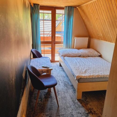 Pokój 2-osobowy z balkonem z widokiem na góry