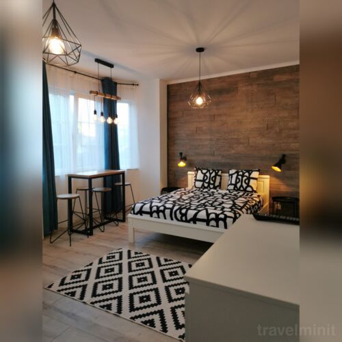 Camera cvadrupla deluxe