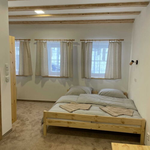 Apartman se sprchou s vlastní kuchyňkou pro 4 os.