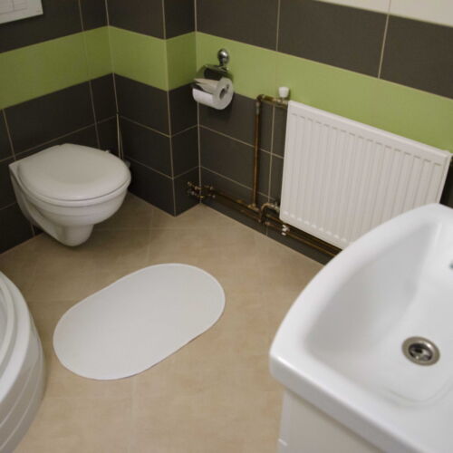 Pokoj se sprchou  pro 5 os.