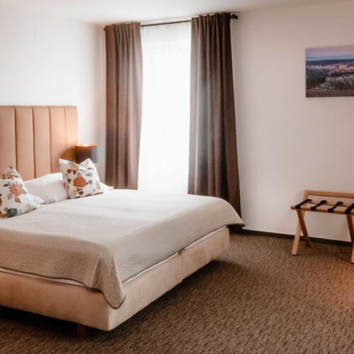 Apartman s klimatizací se sprchou pro 4 os. se 2 ložnicemi (s možností přistýlky)