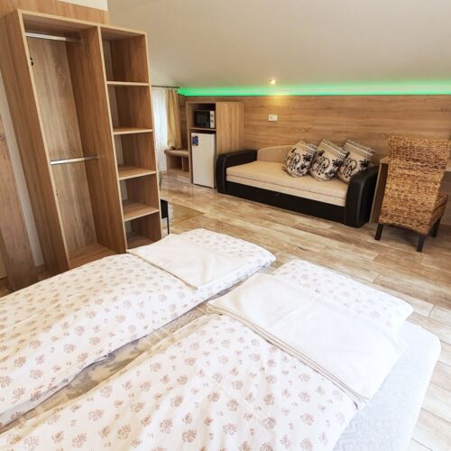 Pokój 3-osobowy z łazienką z prysznicem