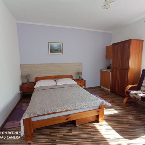 Pokój 2-osobowy z tarasem z widokiem na ogród