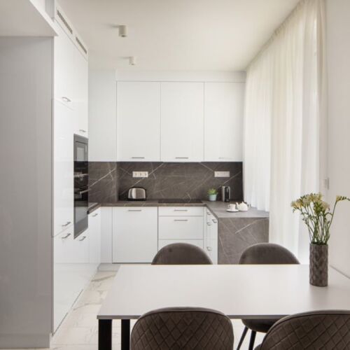 Premium 2-Zimmer-Apartment für 3 Personen mit Balkon