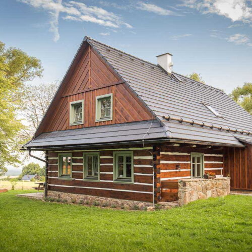 Apartman se sprchou s privátní koupelnou mimo apartmán pro 14 os.