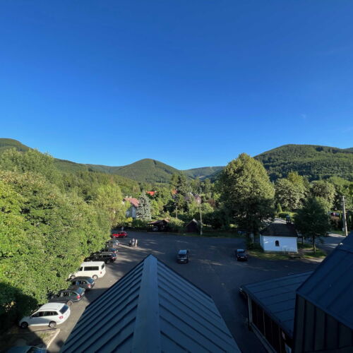 Pokoj se sprchou s vlastní kuchyňkou pro 4 os.