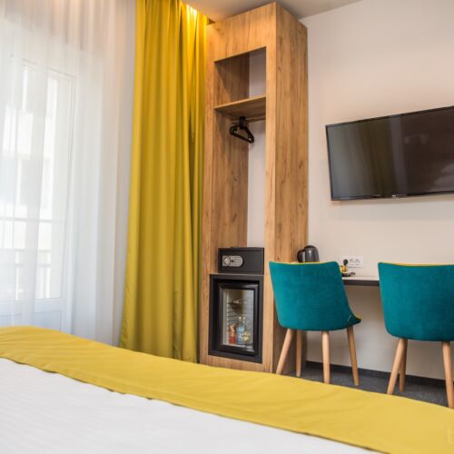 Business Upstairs Double Room