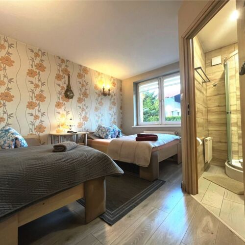 Pokój 3-osobowy Standard z łazienką