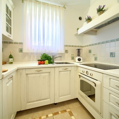 Vilă întreaga unitate cu grădină pentru 8 pers. (se inchirieaza doar integral)