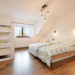 Apartman se sprchou s klimatizací pro 4 os. (s možností přistýlky)