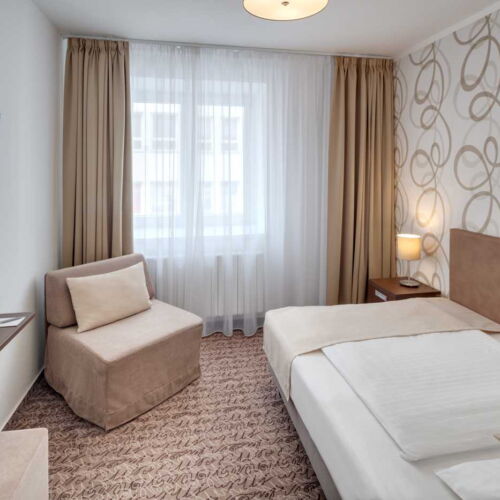 Pokoj se sprchou  pro 1 os. (s možností přistýlky)