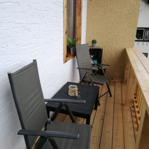 Apartament cu balcon cu vedere spre munte cu 1 camera pentru 4 pers.