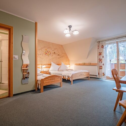 Pokój 3-osobowy na piętrze