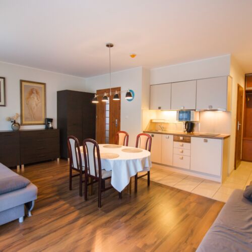 Apartman s terasou pro 4 os. se 2 ložnicemi v přízemí