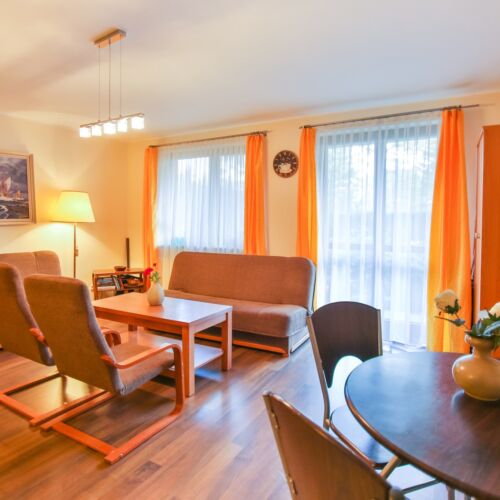 Apartman s terasou pro 4 os. se 2 ložnicemi v přízemí