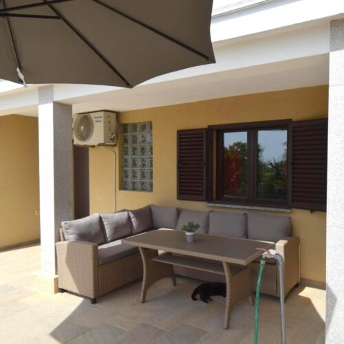 Tourist Erdgeschosses 2-Zimmer-Apartment für 4 Personen